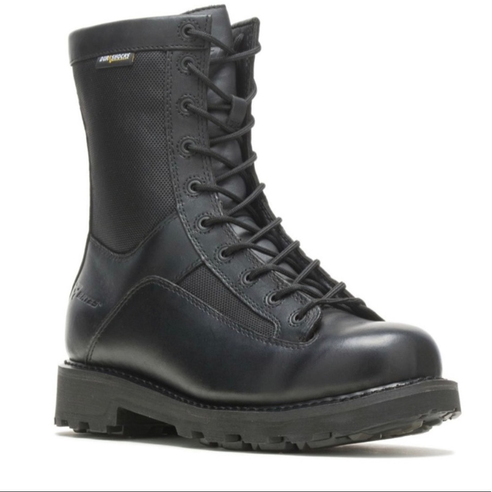 BRAND NEW. Never Worn. Bates Durashocks, Mens, 9.5